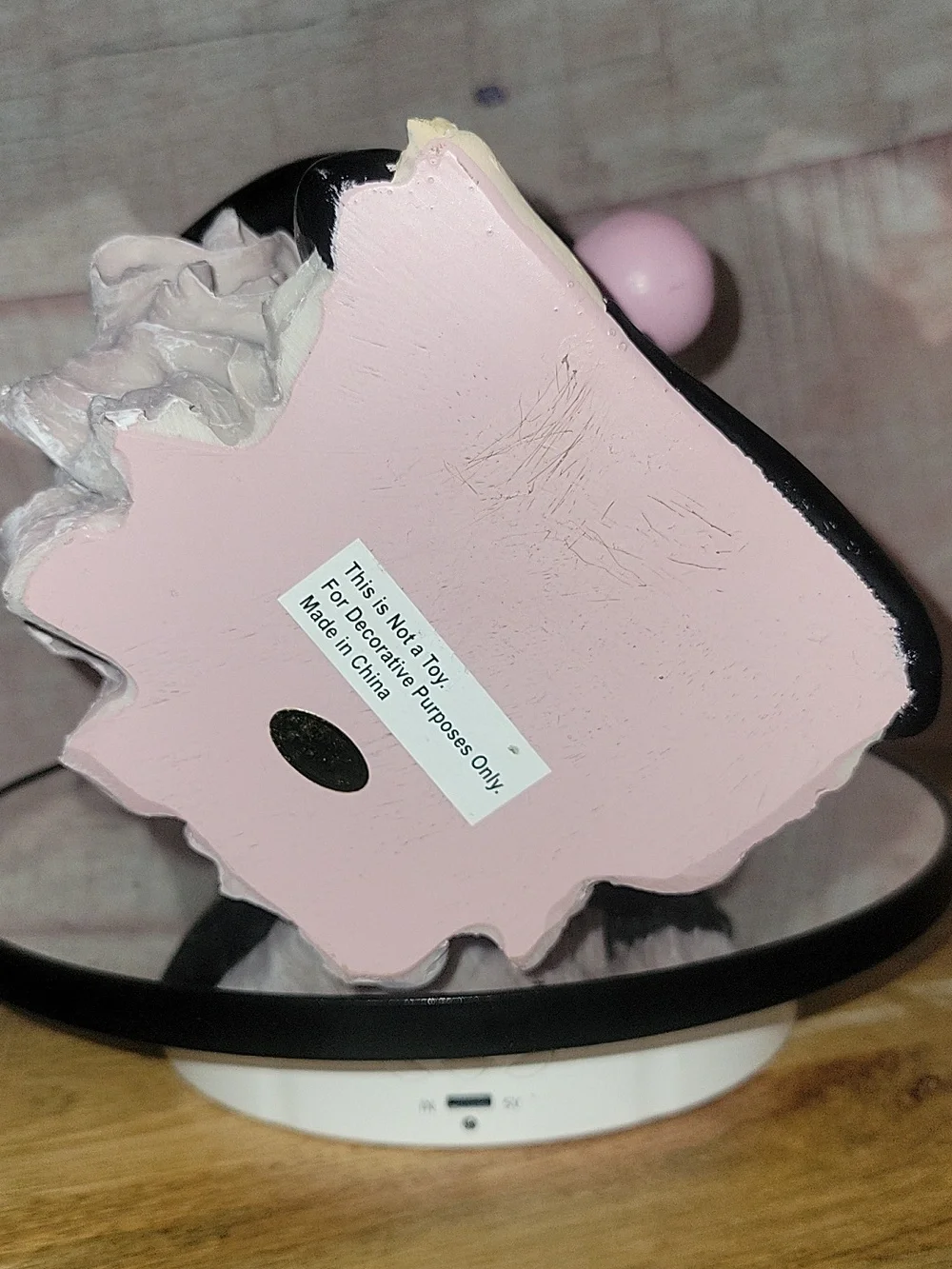 Bubble Blowin' Cutesy Witch - Picture 8 of 10